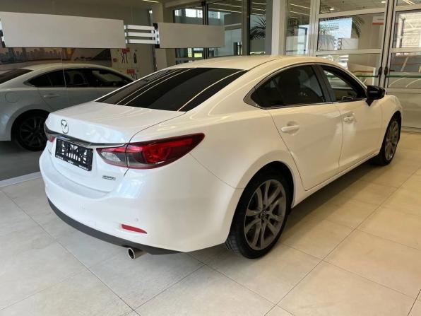 Mazda 6 III (GJ) Рестайлинг с пробегом 2015 года, цена 1 420 000 рублей, 274637 км, седан, Автокод Объявления