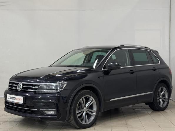 Volkswagen Tiguan II с пробегом 2018 года, цена 2 399 000 рублей, 178565 км, внедорожник, Автокод Объявления