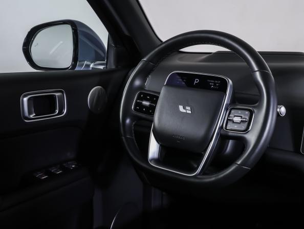 Li Auto (Lixiang) L9 I с пробегом 2023 года, цена 6 590 000 рублей, 58702 км, внедорожник, Автокод Объявления
