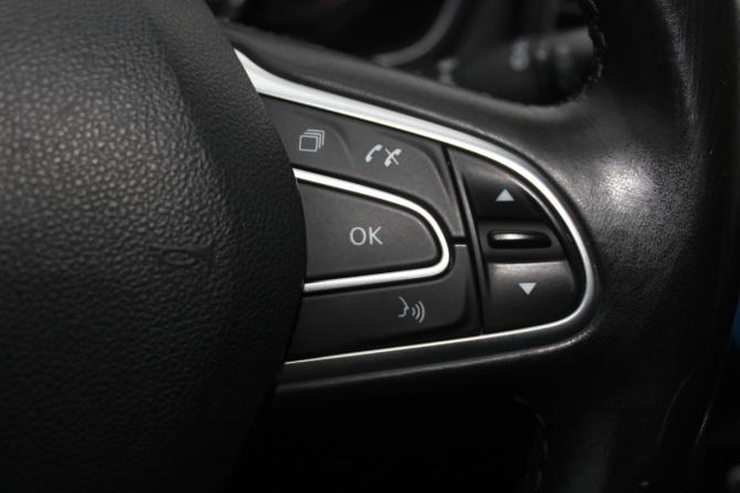 Renault Talisman I с пробегом 2018 года, цена 1 437 000 рублей, 248281 км, универсал, Автокод Объявления