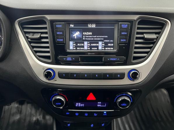 Hyundai Solaris II с пробегом 2017 года, цена 1 150 000 рублей, 130000 км, седан, Автокод Объявления