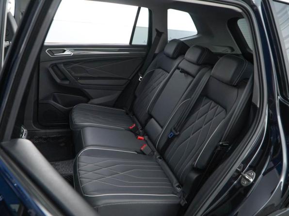 Volkswagen Tiguan II Рестайлинг (China Market) с пробегом 2024 года, цена 3 899 000 рублей, 15518 км, внедорожник, Автокод Объявления
