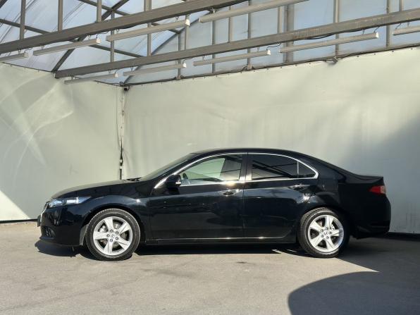Honda Accord VIII Рестайлинг с пробегом 2011 года, цена 1 170 000 рублей, 257888 км, седан, Автокод Объявления