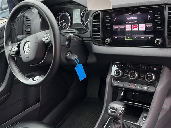 Skoda Karoq I с пробегом 2021 года, цена 2 500 000 рублей, 31013 км, внедорожник, Автокод Объявления