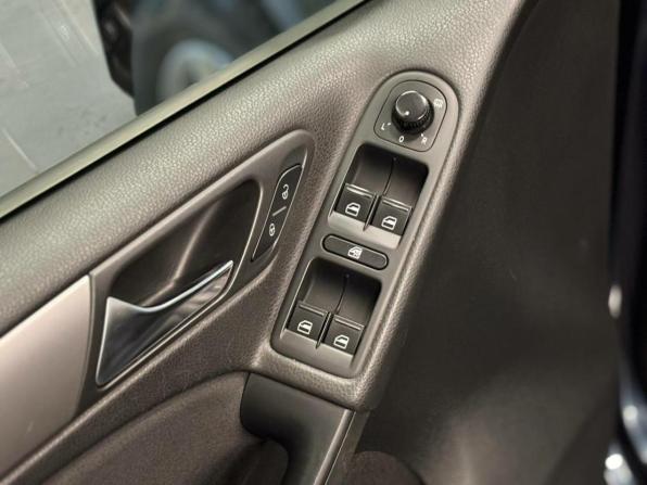 Volkswagen Golf VI с пробегом 2010 года, цена 767 000 рублей, 192000 км, хэтчбек, Автокод Объявления