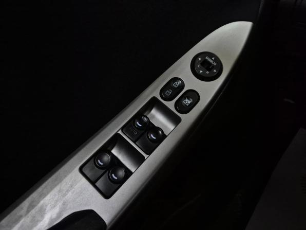 Hyundai Solaris I Рестайлинг с пробегом 2016 года, цена 1 020 000 рублей, 122100 км, седан, Автокод Объявления