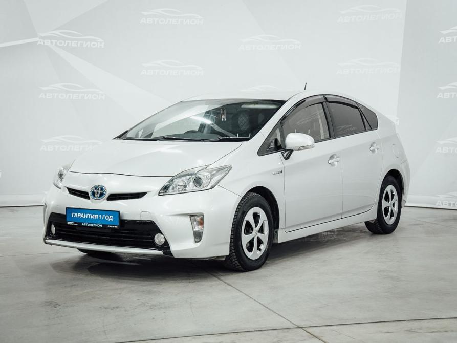Toyota Prius III Рестайлинг (XW30) Новосибирск  - изображение 2