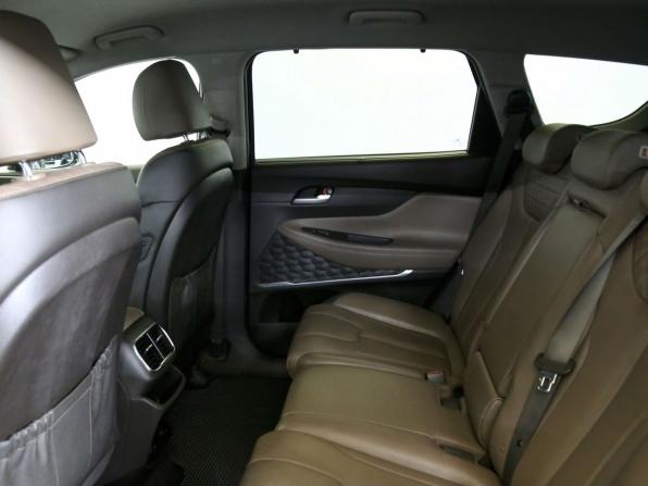 Hyundai Santa Fe IV с пробегом 2019 года, цена 2 390 000 рублей, 219842 км, внедорожник, Автокод Объявления