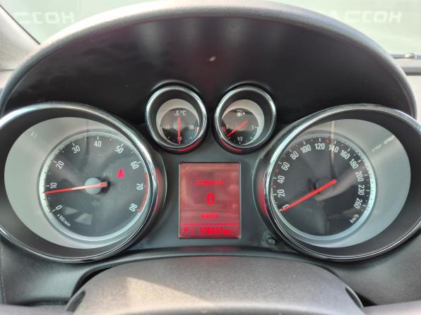 Opel Astra J Рестайлинг с пробегом 2013 года, цена 699 000 рублей, 178316 км, хэтчбек, Автокод Объявления