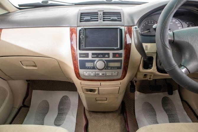 Toyota Ipsum II (M20) с пробегом 2002 года, цена 699 000 рублей, 371000 км, компактвэн, Автокод Объявления