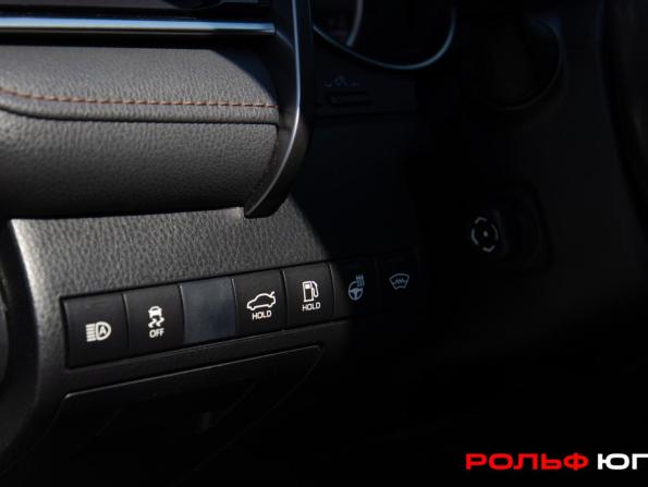 Toyota Camry VIII (XV70) с пробегом 2019 года, цена 2 738 000 рублей, 114463 км, седан, Автокод Объявления