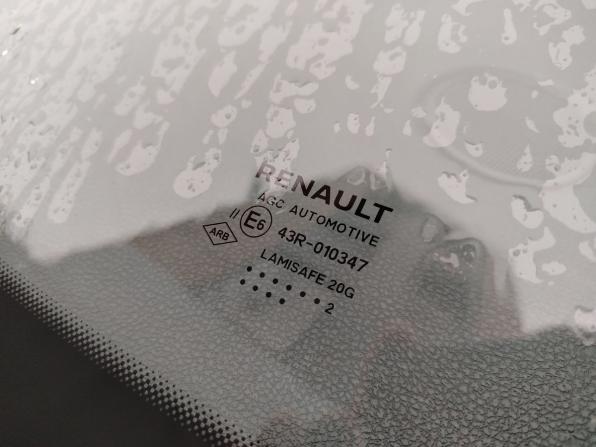 Renault Kaptur I с пробегом 2017 года, цена 1 399 000 рублей, 84379 км, внедорожник, Автокод Объявления