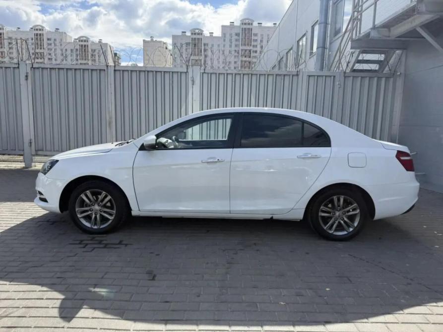 Geely Emgrand 7 I Рестайлинг Ростов-на-Дону  - изображение 2