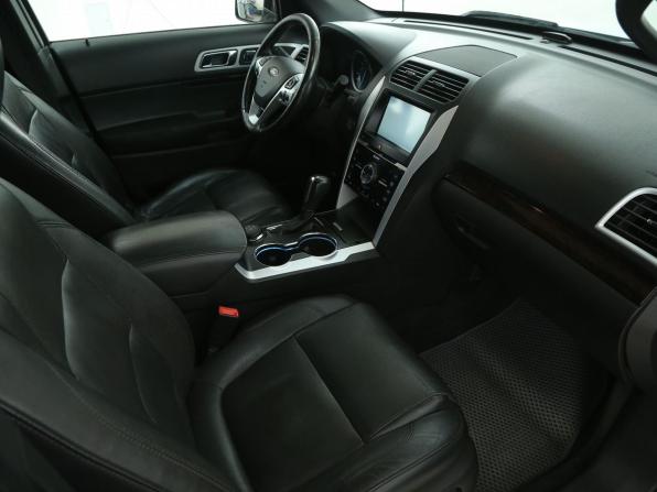 Ford Explorer V с пробегом 2015 года, цена 1 955 000 рублей, 163000 км, внедорожник, Автокод Объявления