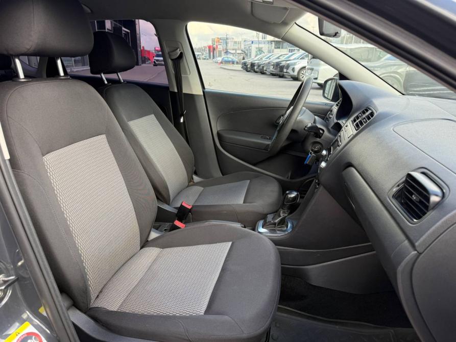 Volkswagen Polo V Санкт-Петербург  - изображение 14
