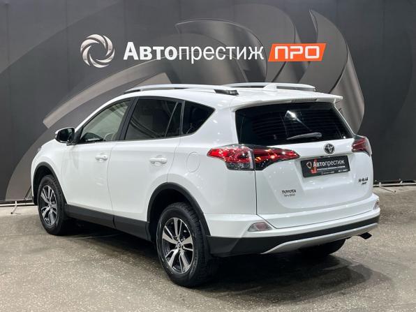 Toyota RAV4 IV (XA40) Рестайлинг с пробегом 2016 года, цена 2 030 000 рублей, 127355 км, внедорожник, Автокод Объявления