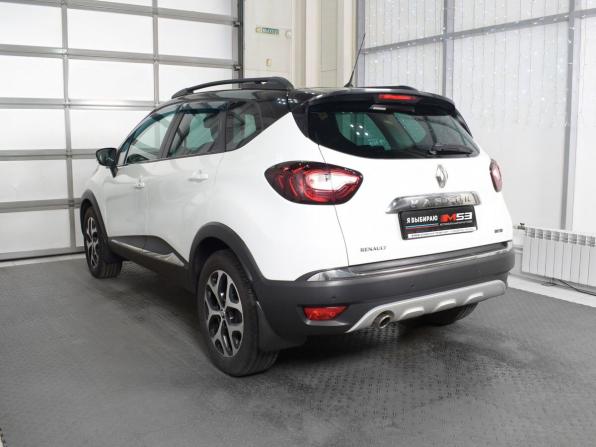 Renault Kaptur I с пробегом 2018 года, цена 1 349 999 рублей, 176255 км, внедорожник, Автокод Объявления
