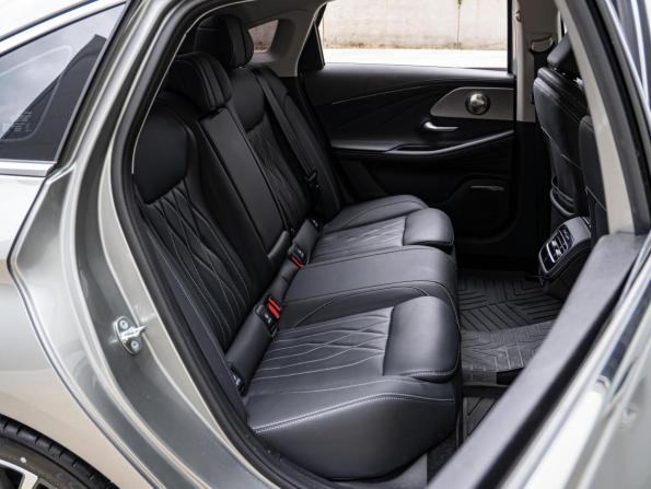 Chery Arrizo 8 с пробегом 2024 года, цена 2 940 000 рублей, 2588 км, седан, Автокод Объявления