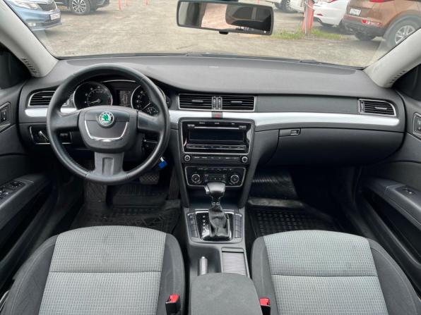 Skoda Superb II с пробегом 2012 года, цена 920 000 рублей, 181000 км, лифтбек, Автокод Объявления