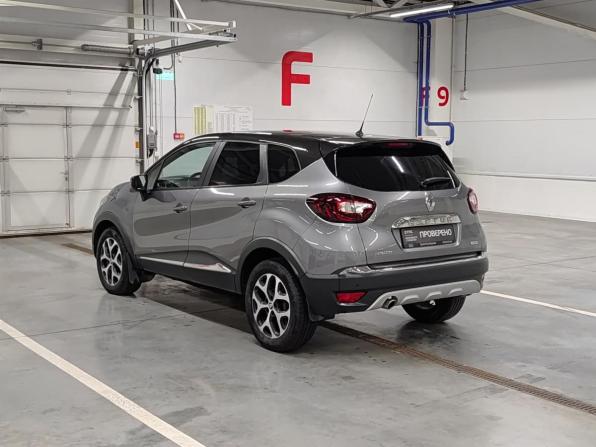 Renault Kaptur I с пробегом 2018 года, цена 1 150 000 рублей, 202100 км, внедорожник, Автокод Объявления