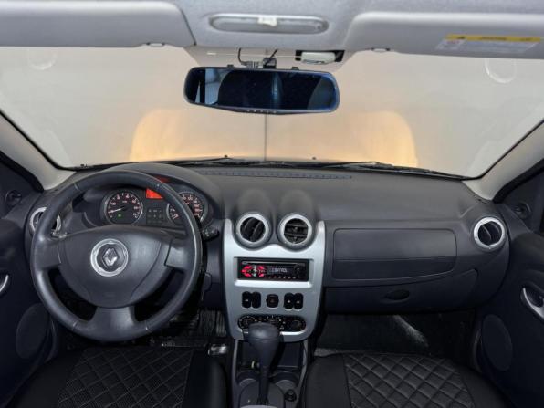 Renault Sandero I с пробегом 2013 года, цена 929 000 рублей, 110455 км, хэтчбек, Автокод Объявления