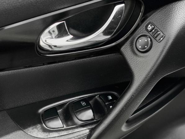 Nissan Qashqai II с пробегом 2014 года, цена 1 595 000 рублей, 170919 км, внедорожник, Автокод Объявления