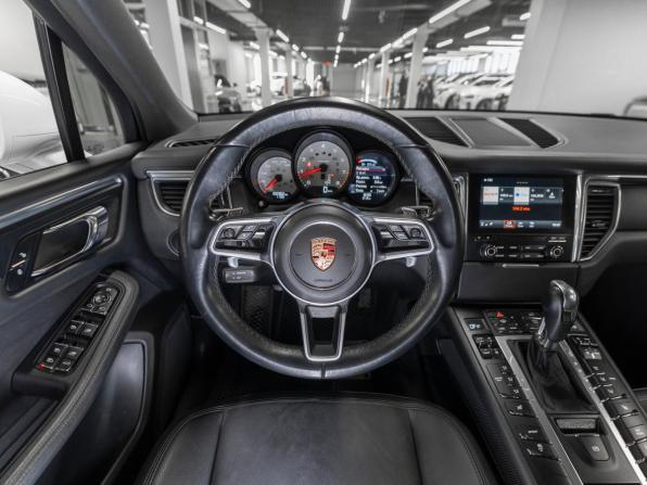 Porsche Macan I с пробегом 2016 года, цена 3 050 000 рублей, 102352 км, внедорожник, Автокод Объявления