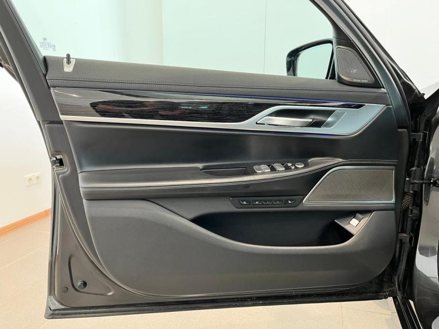 BMW 7 серии VI (G11/G12) Рестайлинг Волгоград  - изображение 41