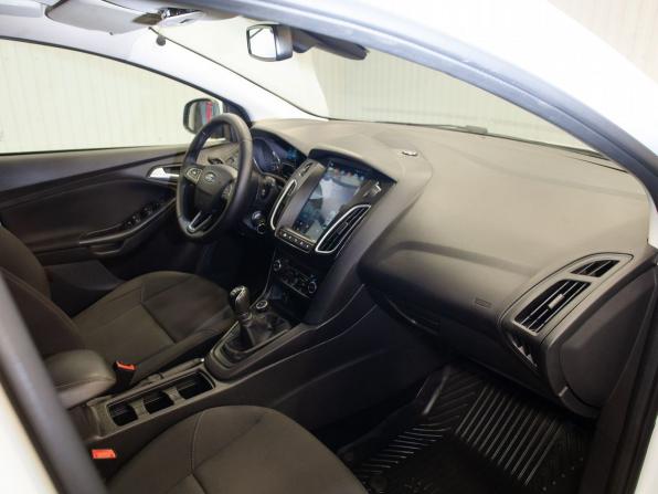 Ford Focus III Рестайлинг с пробегом 2019 года, цена 1 275 000 рублей, 121352 км, универсал, Автокод Объявления