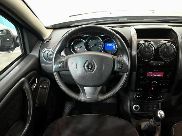 Renault Duster I Рестайлинг с пробегом 2017 года, цена 1 550 000 рублей, 128031 км, внедорожник, Автокод Объявления