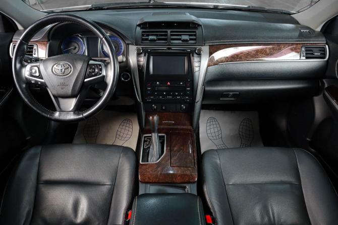 Toyota Camry VII (XV50) Рестайлинг 2 с пробегом 2017 года, цена 2 249 000 рублей, 156000 км, седан, Автокод Объявления
