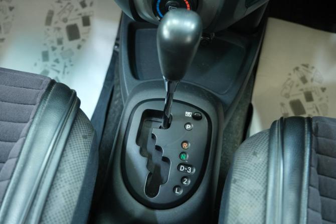 Toyota Vitz II (XP90) с пробегом 2009 года, цена 739 000 рублей, 137210 км, хэтчбек, Автокод Объявления