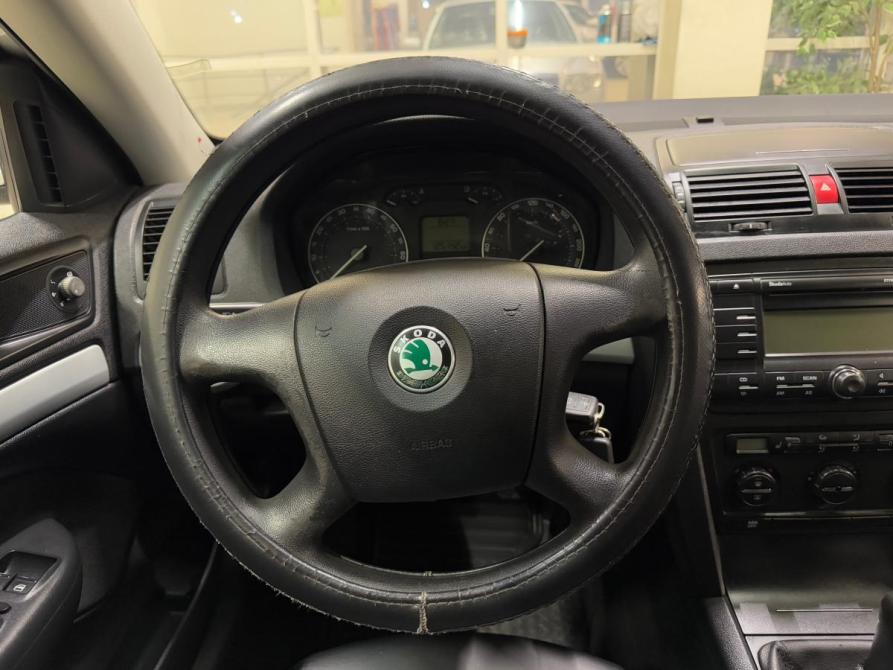 Skoda Octavia II (A5) Волгоград  - изображение 7