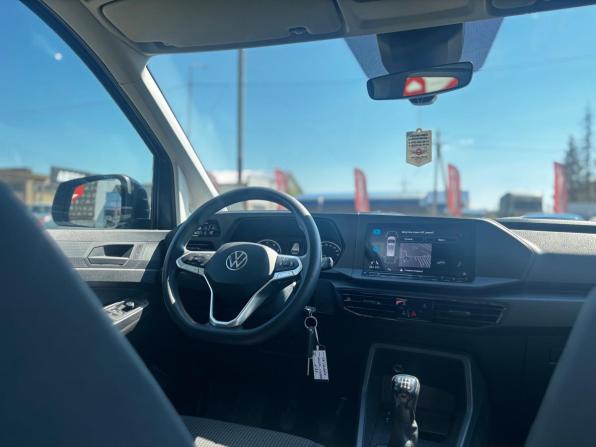 Volkswagen Caddy V с пробегом 2021 года, цена 2 350 000 рублей, 85500 км, минивэн, Автокод Объявления