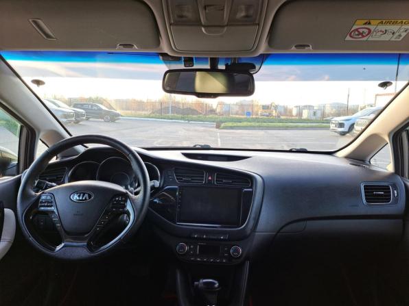 Kia Ceed II с пробегом 2014 года, цена 1 000 000 рублей, 236796 км, универсал, Автокод Объявления