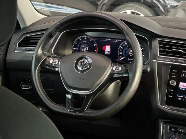 Volkswagen Tiguan II с пробегом 2017 года, цена 2 595 000 рублей, 158921 км, внедорожник, Автокод Объявления