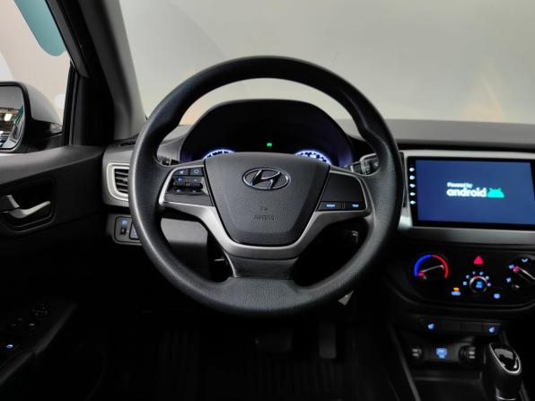 Hyundai Solaris II с пробегом 2019 года, цена 1 285 000 рублей, 138078 км, седан, Автокод Объявления