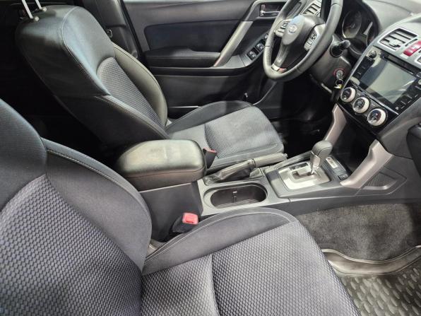 Subaru Forester IV Рестайлинг с пробегом 2015 года, цена 1 660 000 рублей, 186729 км, внедорожник, Автокод Объявления