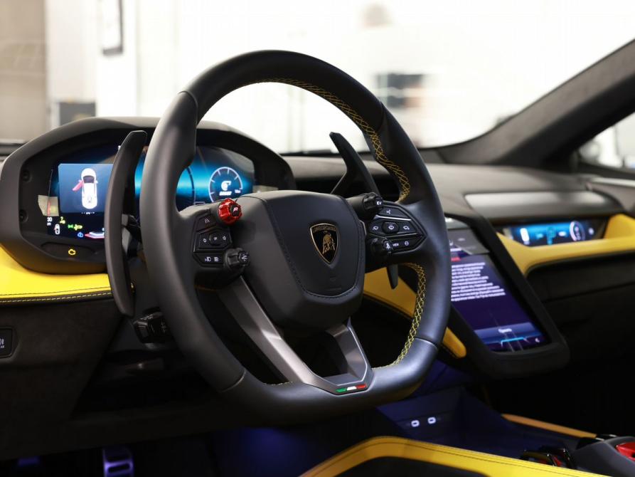 Lamborghini Temerario Москва  - изображение 16