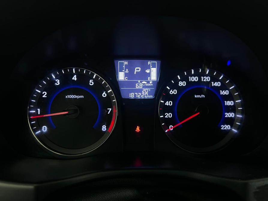 Hyundai Solaris I Рестайлинг Ростов-на-Дону  - изображение 10