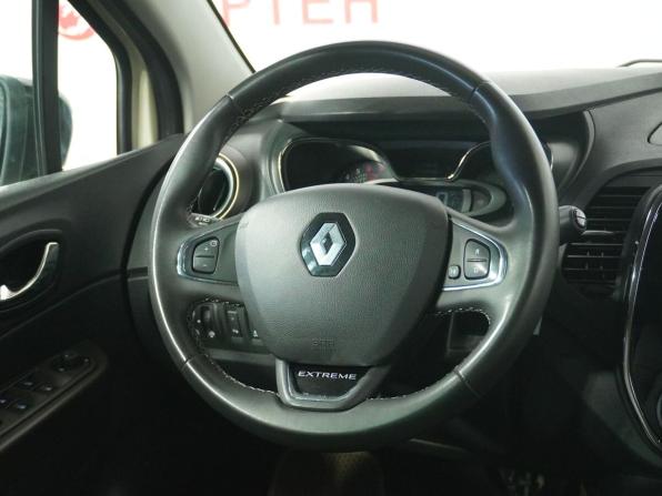 Renault Kaptur I с пробегом 2018 года, цена 1 545 000 рублей, 155646 км, внедорожник, Автокод Объявления