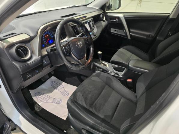 Toyota RAV4 IV (XA40) с пробегом 2013 года, цена 1 815 000 рублей, 200000 км, внедорожник, Автокод Объявления