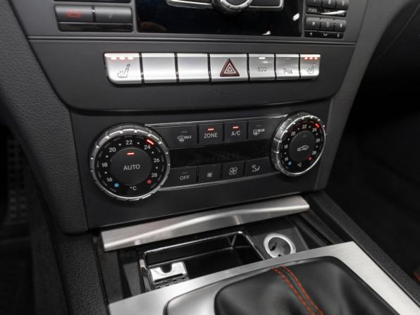 Mercedes-Benz C-Класс III (W204) Рестайлинг с пробегом 2013 года, цена 1 680 000 рублей, 144498 км, седан, Автокод Объявления