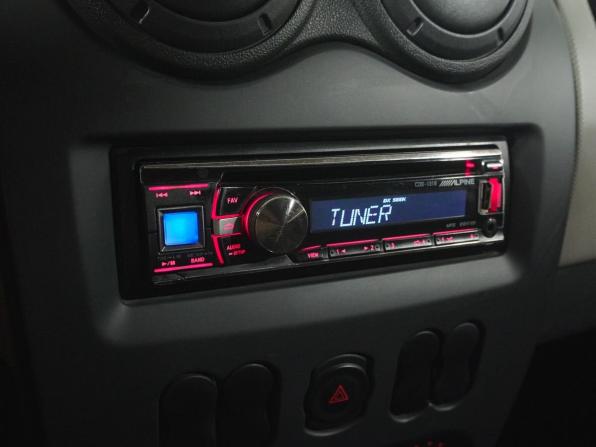 Renault Sandero I с пробегом 2012 года, цена 485 000 рублей, 101403 км, хэтчбек, Автокод Объявления