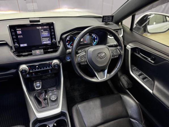 Toyota RAV4 V (XA50) с пробегом 2020 года, цена 4 599 000 рублей, 89651 км, внедорожник, Автокод Объявления