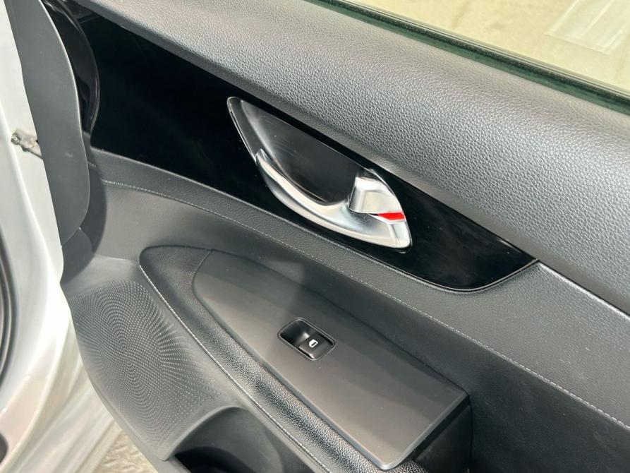 Kia Cerato IV Санкт-Петербург  - изображение 17