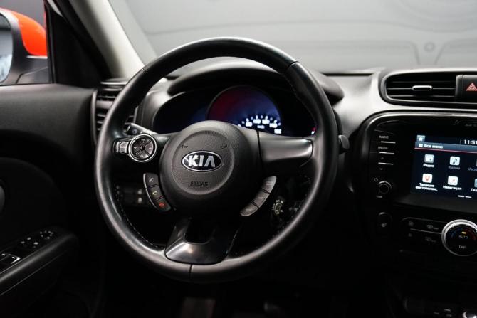 Kia Soul II Рестайлинг с пробегом 2018 года, цена 1 707 000 рублей, 97000 км, хэтчбек, Автокод Объявления