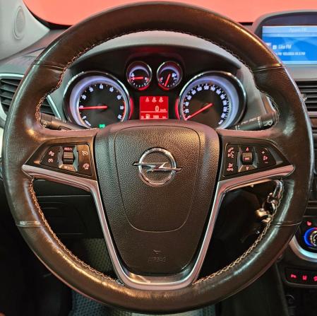 Opel Mokka I с пробегом 2013 года, цена 1 199 000 рублей, 129980 км, внедорожник, Автокод Объявления