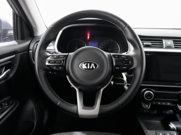 Kia Rio IV Рестайлинг с пробегом 2020 года, цена 1 770 000 рублей, 57765 км, седан, Автокод Объявления