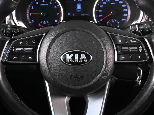 Kia Ceed III с пробегом 2018 года, цена 1 599 000 рублей, 119777 км, хэтчбек, Автокод Объявления